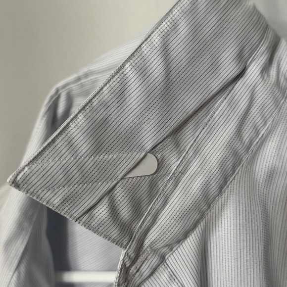 Calvin Klein Non-Iron Shirt M - Ballad Blue Delicate Stripe w/ Original Tags - Picture 10 of 11